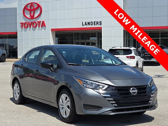 2025 Nissan Versa S