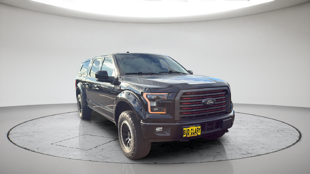 Used 2017 Shadow Black Ford Lariat image 3