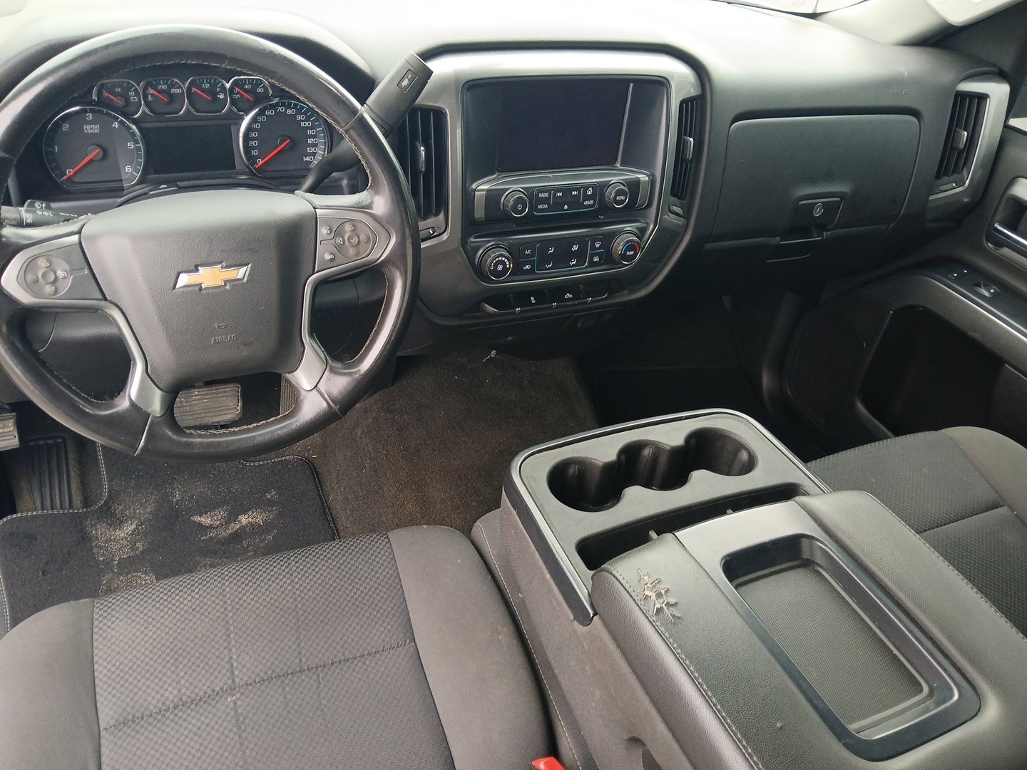 Used 2018 Silver Ice Metallic Chevrolet LT image 12