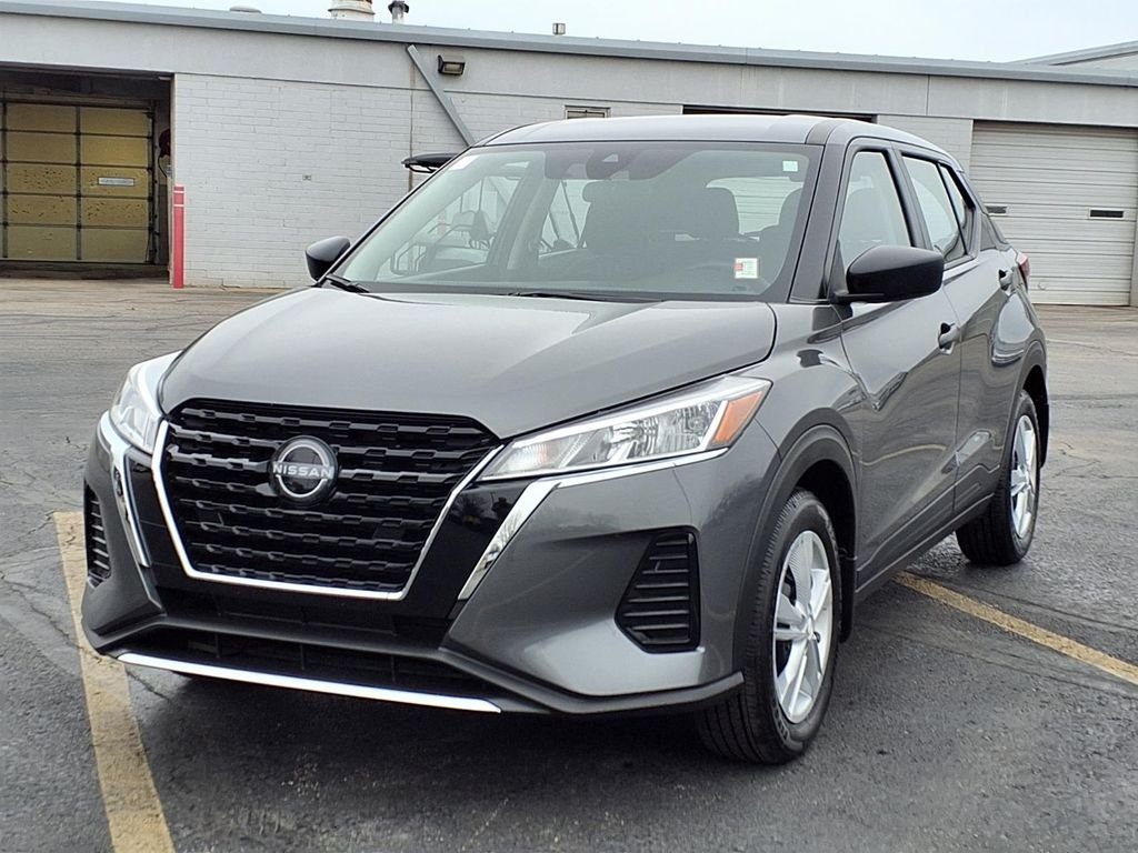 Certified 2025 Nissan KICKS PLAY Base with VIN 3N1CP5BV9SL482295 for sale in Kansas City