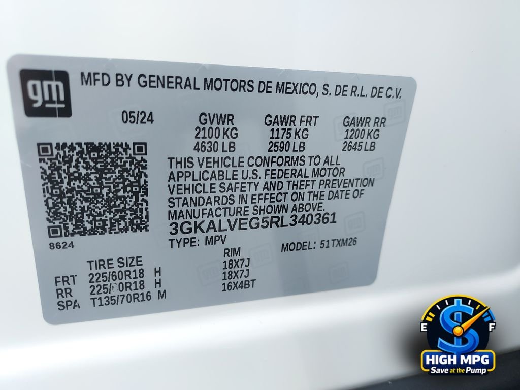 Used 2024 White GMC SLT image 35
