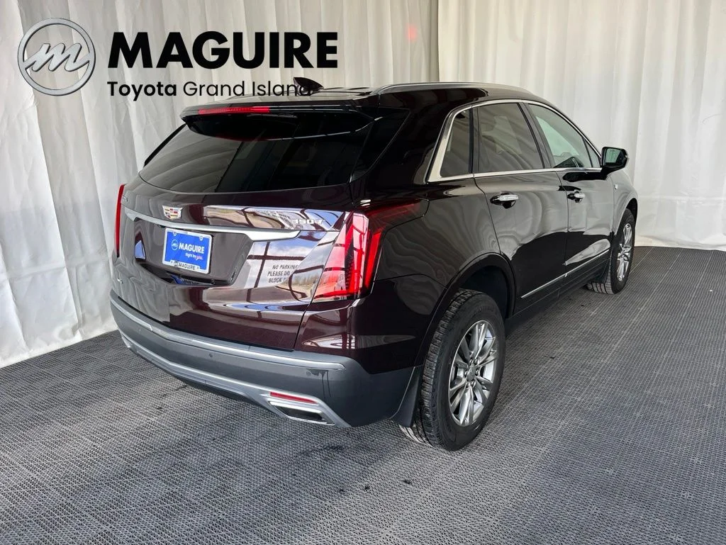 Used 2021 Red Cadillac Premium Luxury image 32