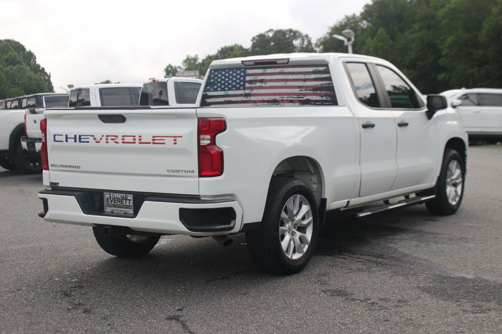 Used 2022 Summit White Chevrolet Custom image 7
