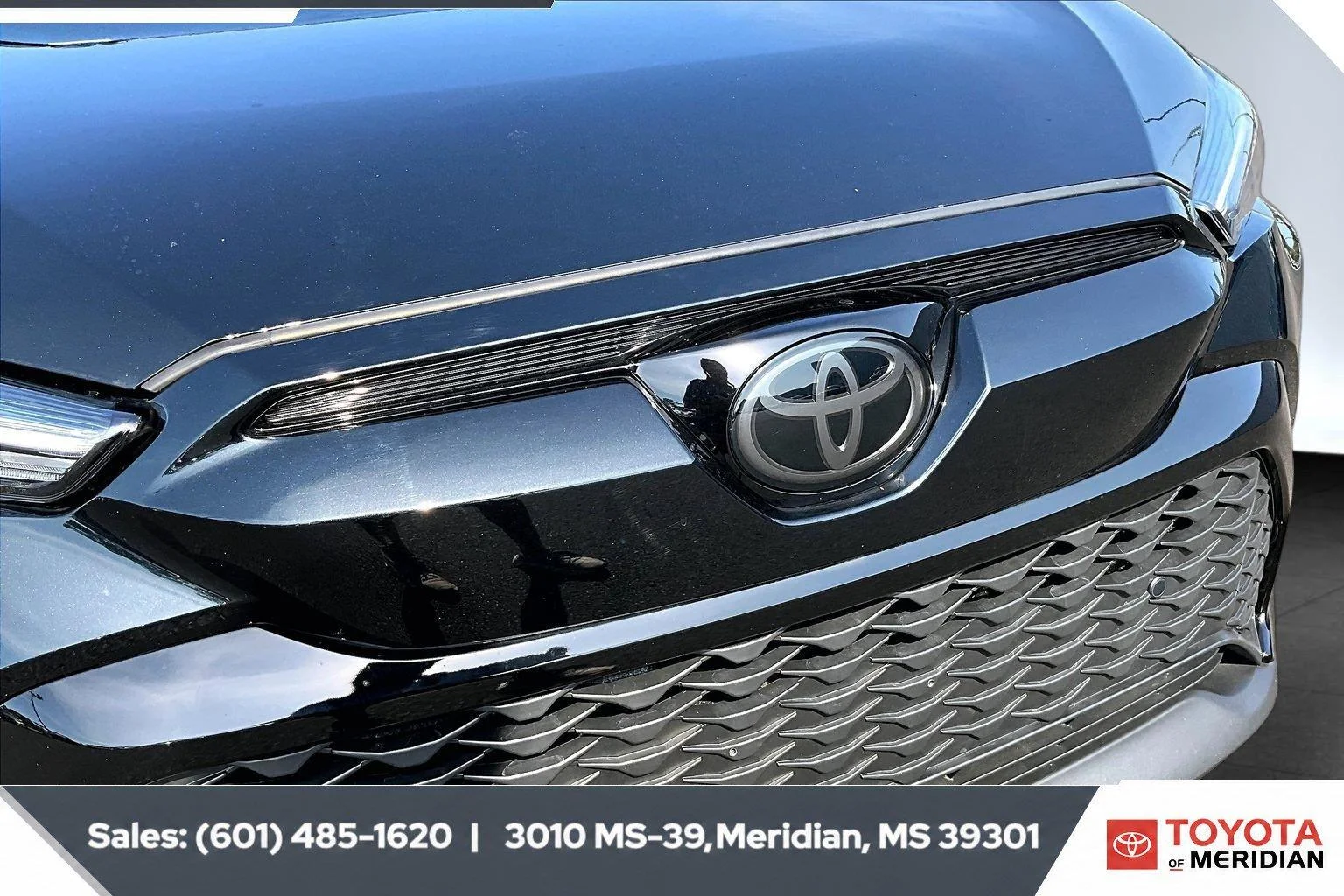 Used 2025 Jet Black Toyota XSE image 21