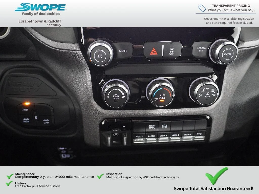 New 2026 Bright White Clearcoat RAM Tradesman image 16