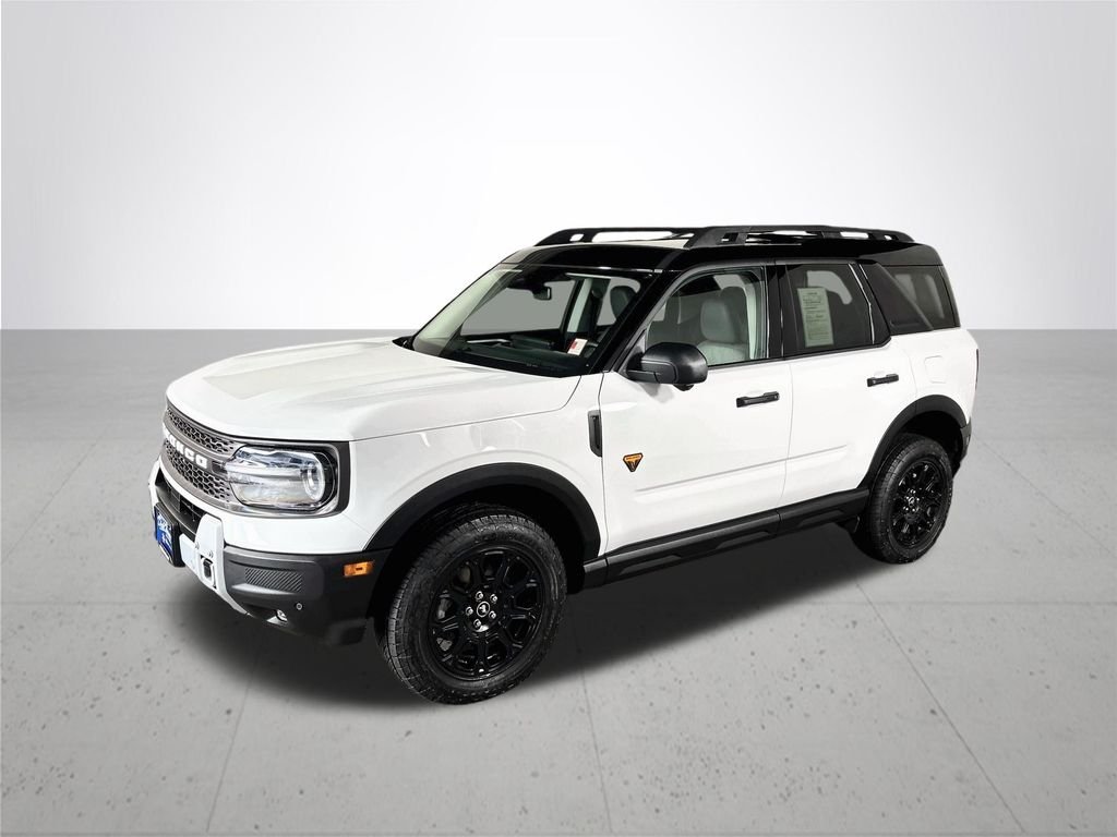 Used 2025 White Ford Badlands image 2