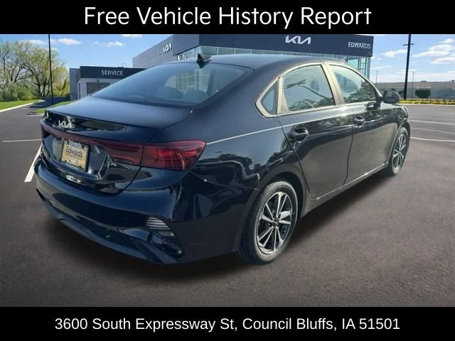 Certified Used 2023 Black Kia LXS image 3