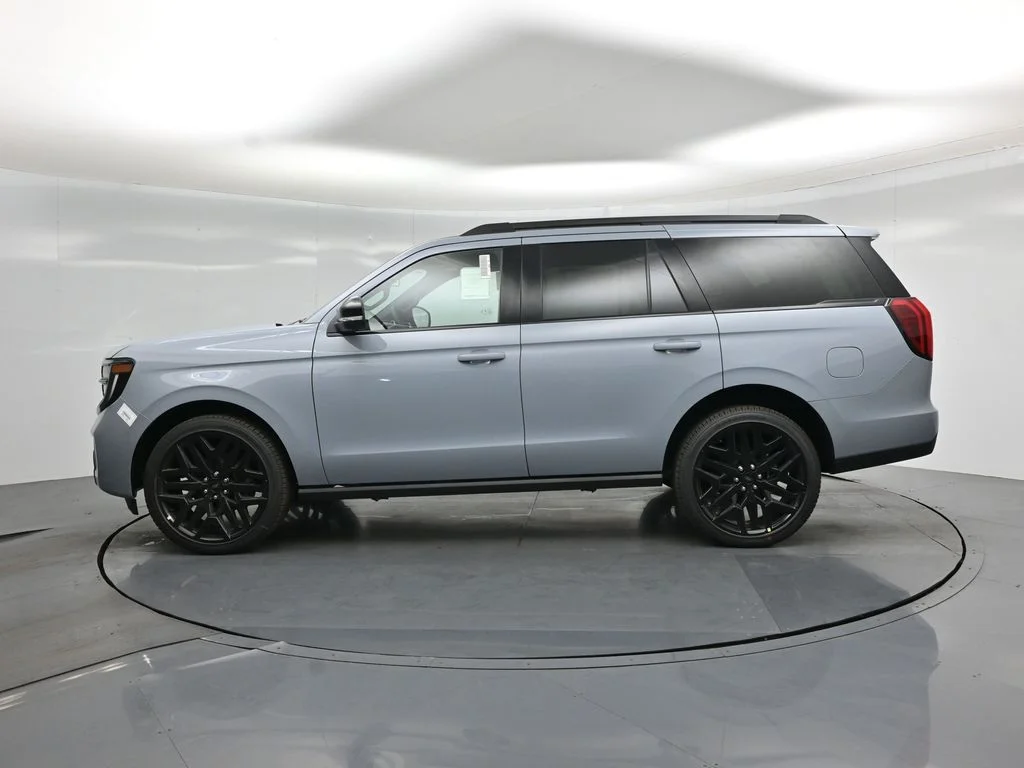 New 2026 Glacier Gray Metallic Tri-Coat Ford Platinum image 30