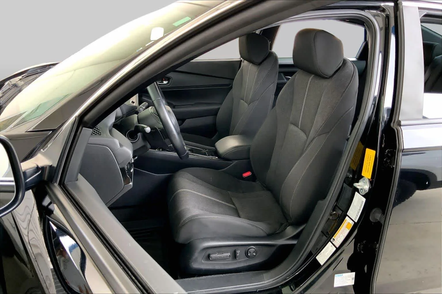 Used 2025 Crystal Black Pearl Honda HYBRID SPORT image 8