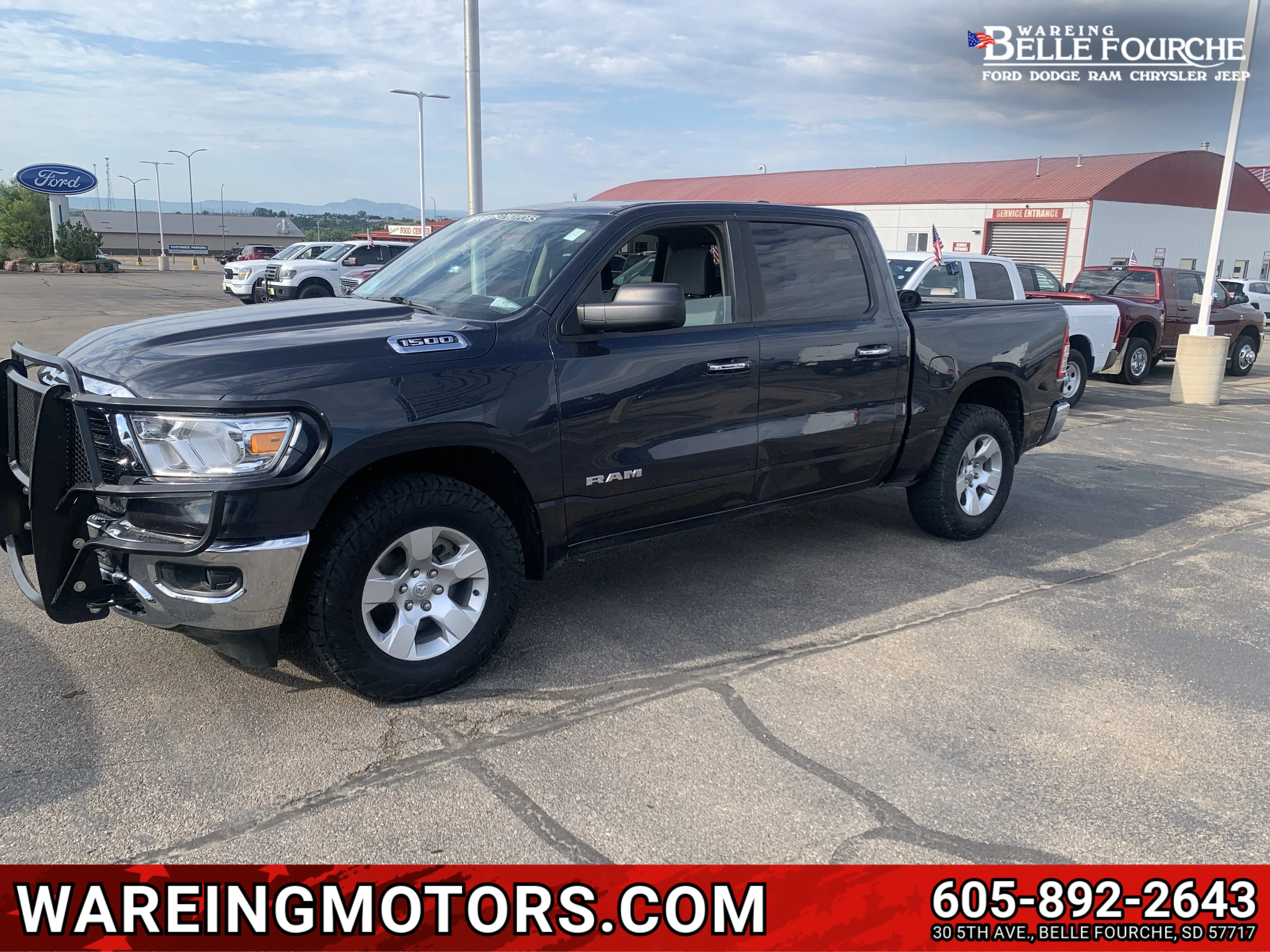 2020 RAM 1500 Big Horn/Lone Star 4x4 Crew Cab 5'7's photo