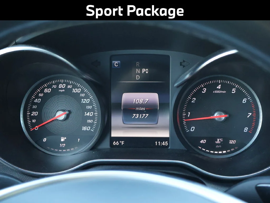 Used 2016  Mercedes-Benz C 300 image 4