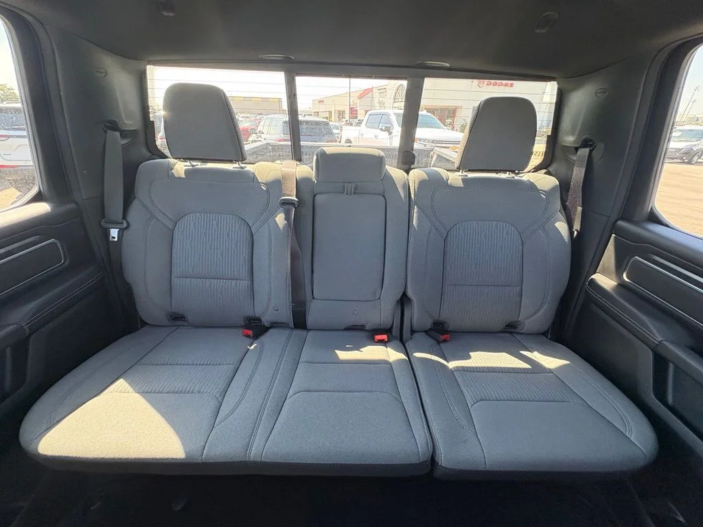 Used 2024 White Ram Big Horn/Lone Star image 28