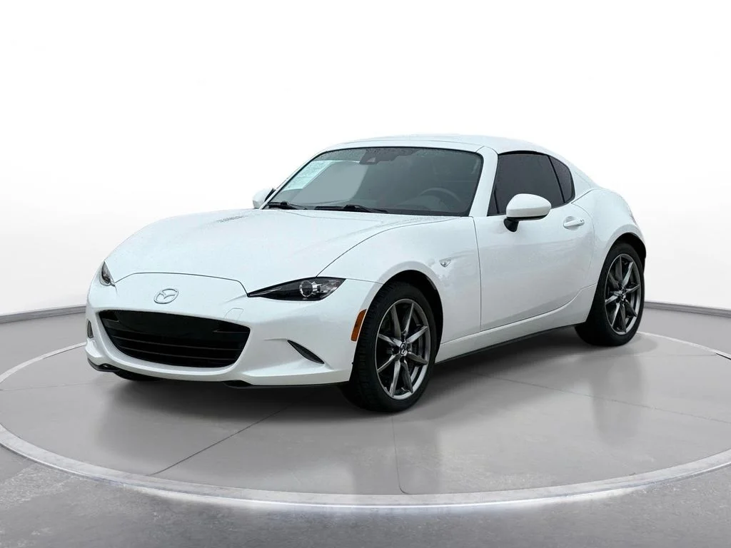 Used 2023 White Mazda Grand Touring image 1