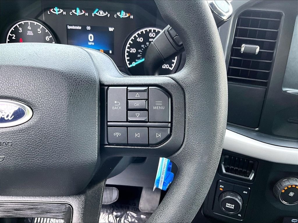 Used 2023 Black Ford XLT image 24