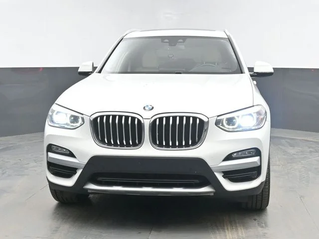 Used 2018 Alpine White BMW xDrive30i image 3