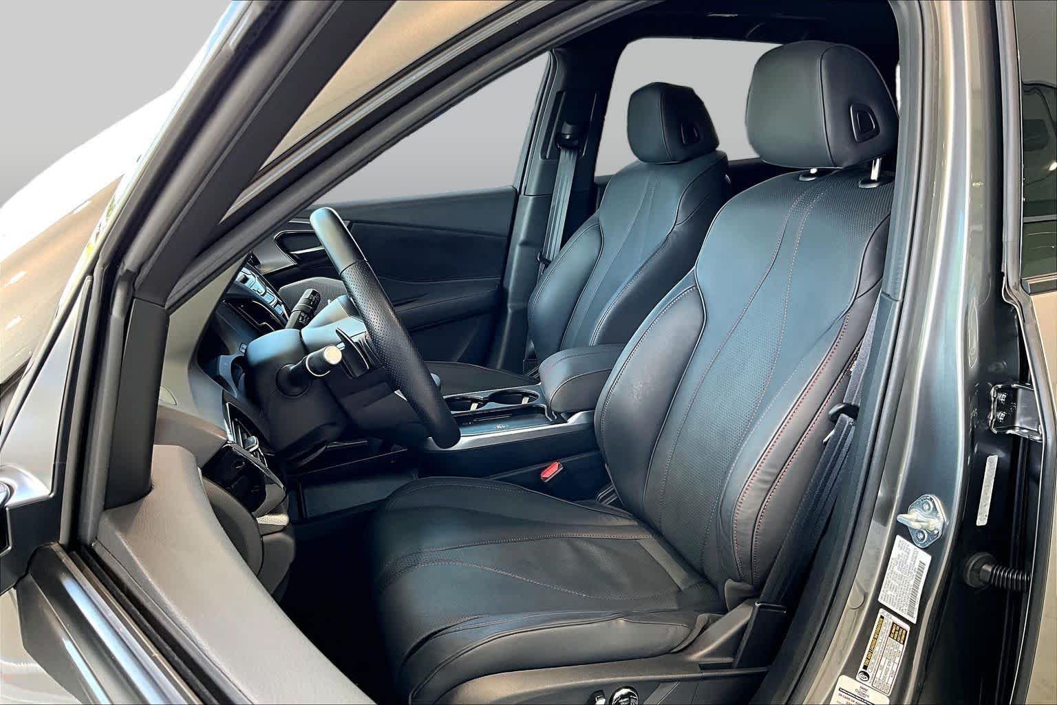 Used 2025 Liquid Carbon Metallic Acura w/A-Spec Advance Package image 7