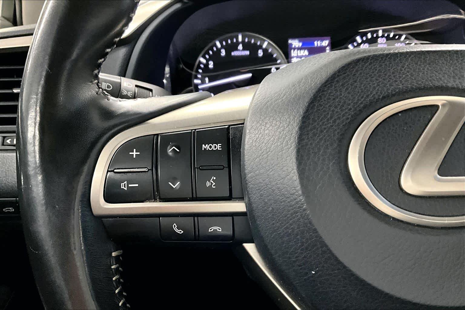 Used 2018 Eminent White Pearl Lexus  image 24