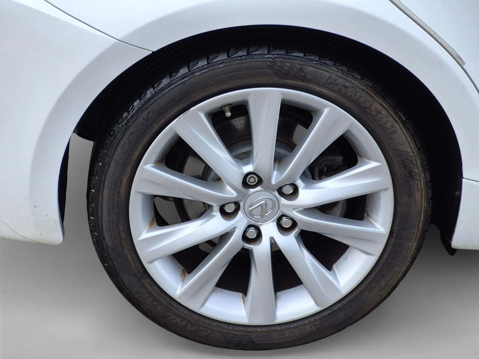 Used 2015 Starfire Pearl Lexus  image 21