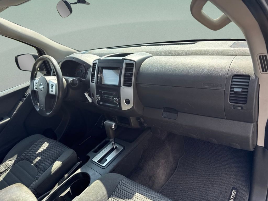 Used 2018 Gun Metallic Nissan SV image 22