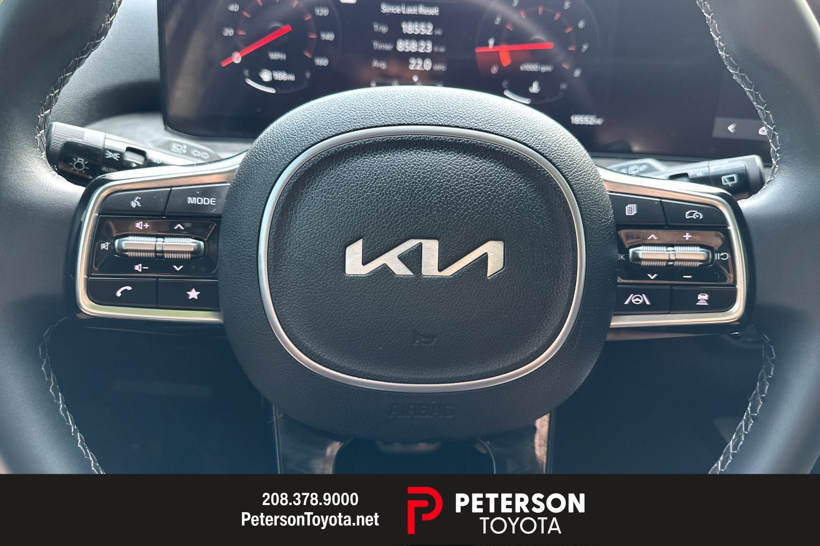 Used 2024 White Kia X-Line SX image 23