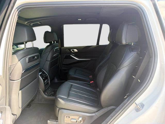 Used 2024 Alpine White BMW xDrive40i image 23