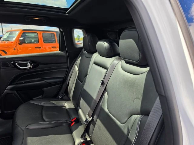 Used 2024 White Jeep Limited image 10