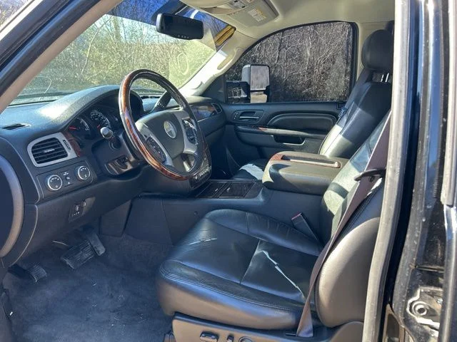 Used 2011 Black GMC Denali image 15