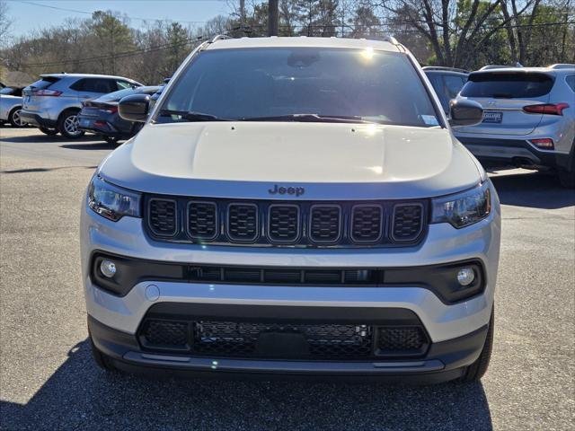 New 2026 Silver Zynith Metallic Clear-Coat Exterior Paint Jeep Latitude image 2