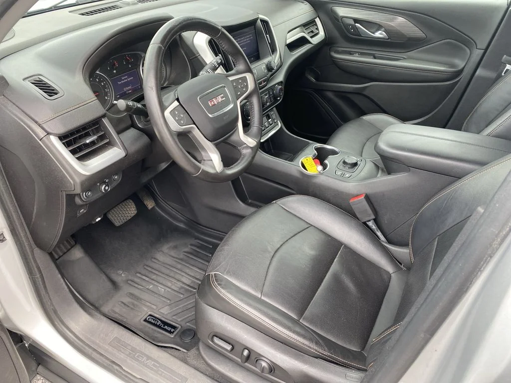 Used 2019 Quicksilver Metallic GMC SLT image 9