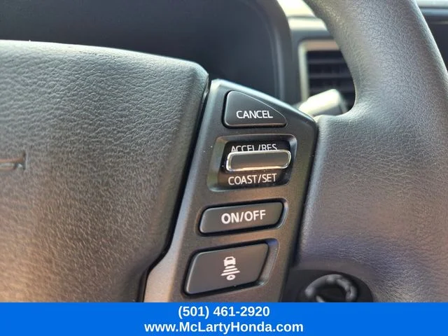 Used 2023 Glacier White Nissan SV image 25