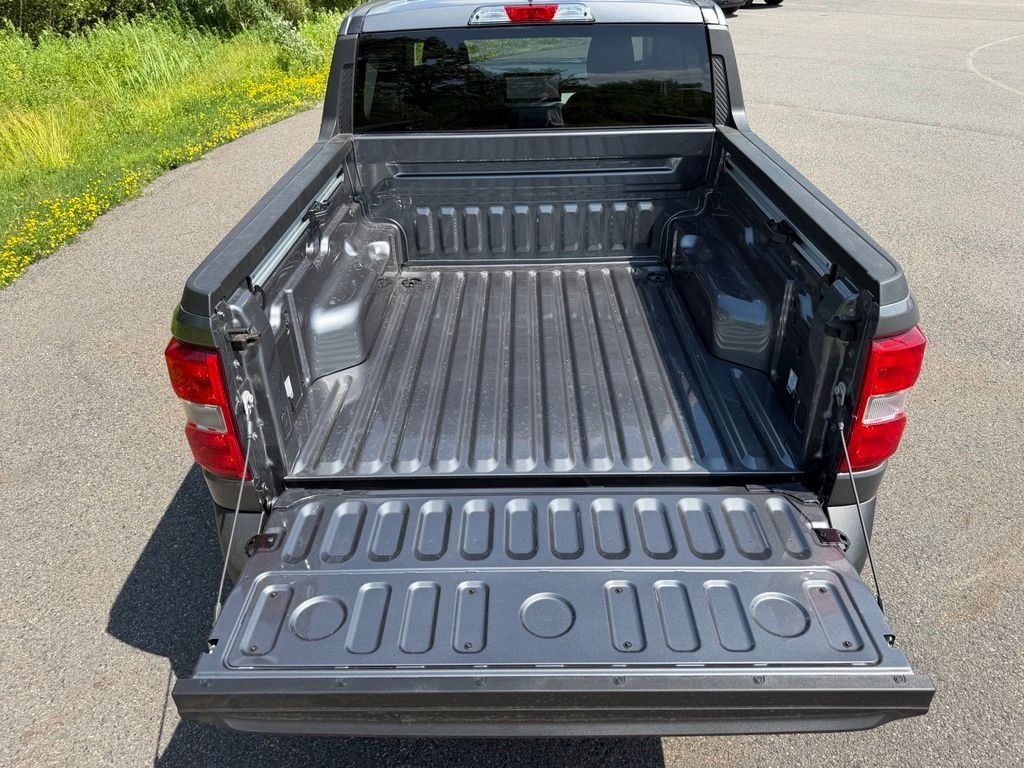 New 2026 Carbonized Gray Metallic Ford XLT image 29