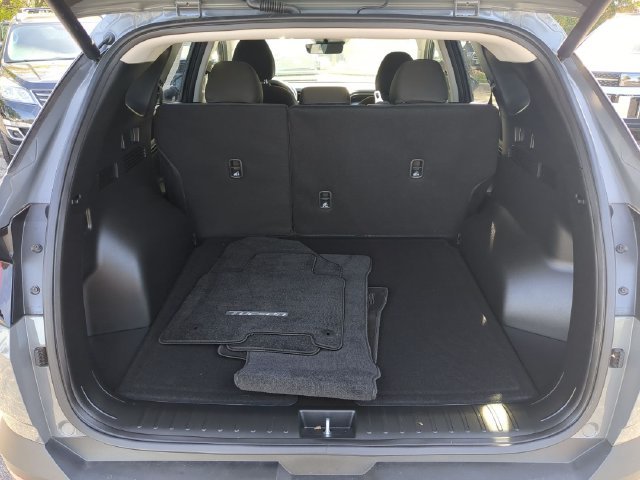 Used 2024 Gray Hyundai SEL image 25