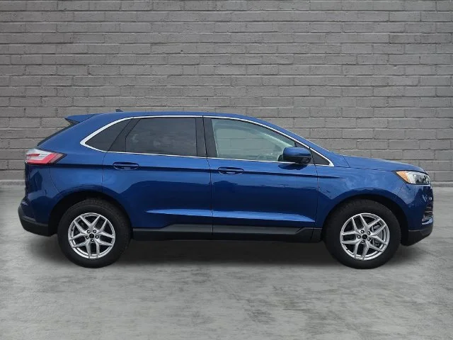 Used 2023 Blue Ford SEL image 14