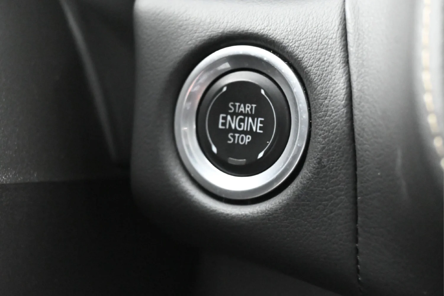 Used 2024 Black Chevrolet Premier image 25