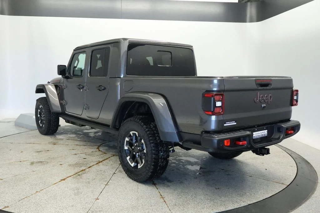 New 2026 Granite Crystal Metallic Clear-Coat Exterior Paint Jeep Rubicon X image 3