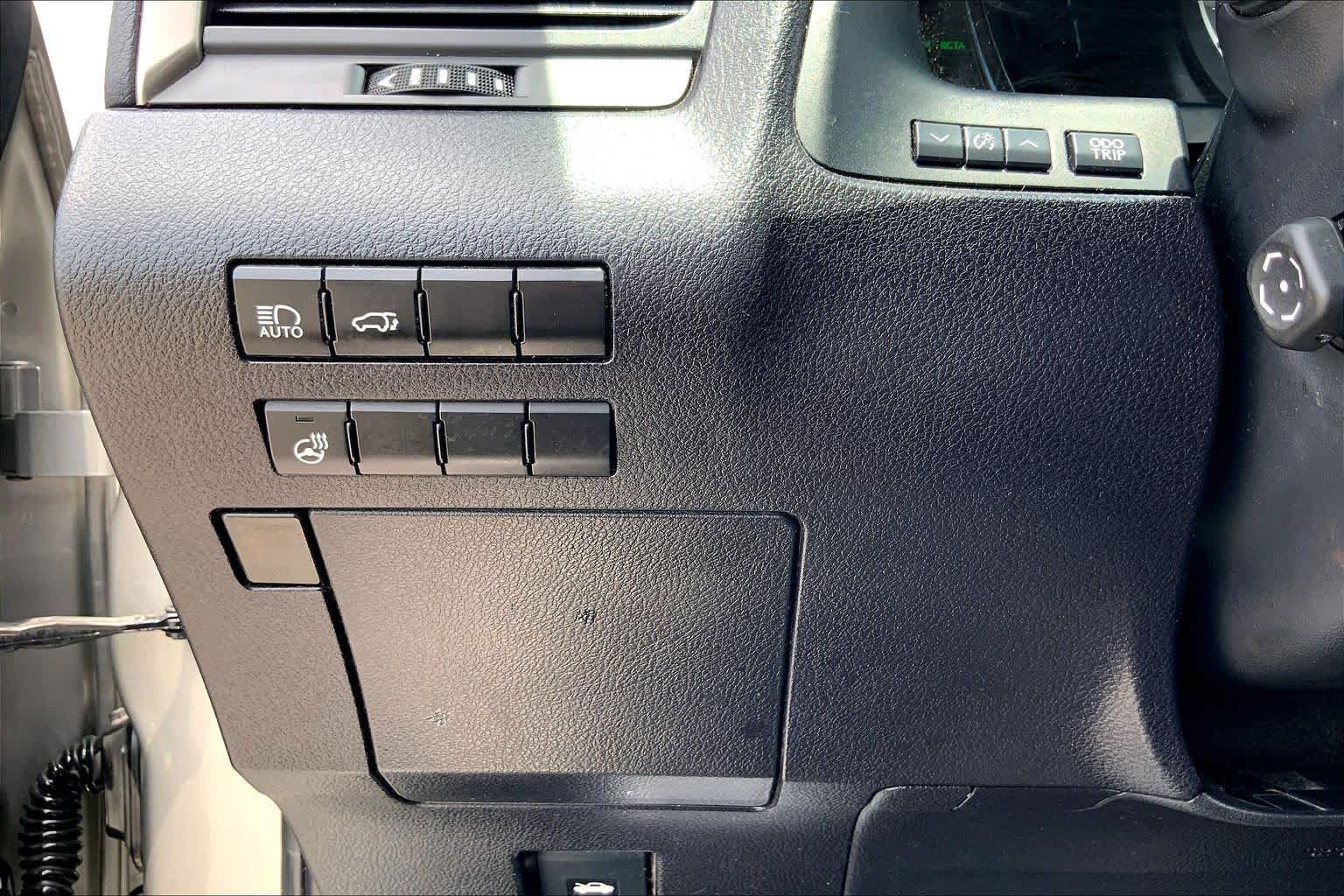 Used 2017 Atomic Silver Lexus  image 33