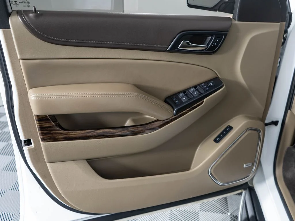 Used 2018 White GMC SLT image 26