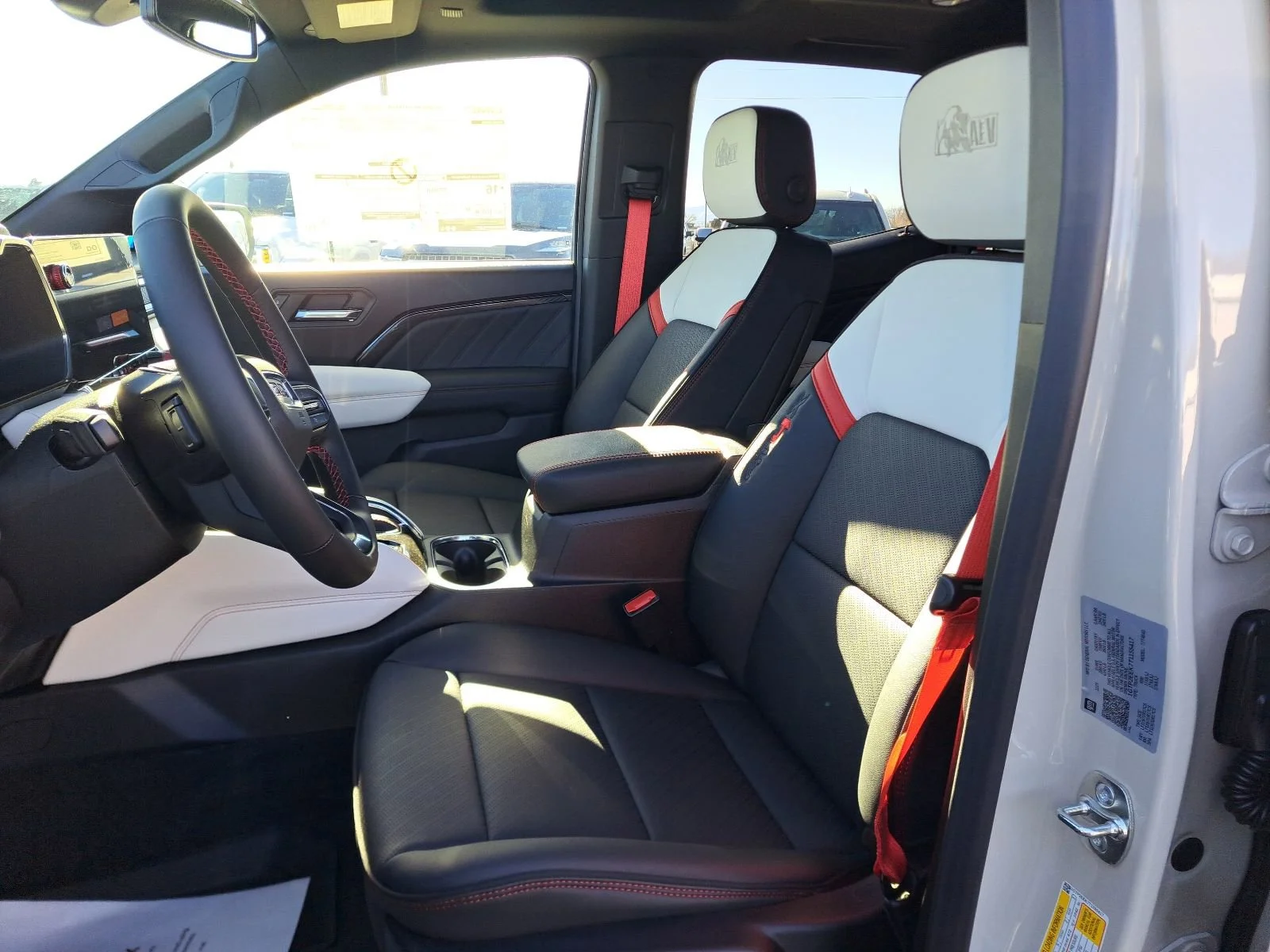 2026 GMC Canyon AT4X - Photo 21