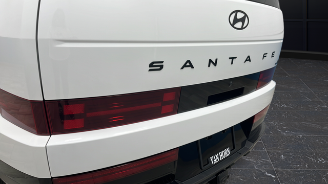 Used 2025 Serenity White Hyundai Calligraphy image 42