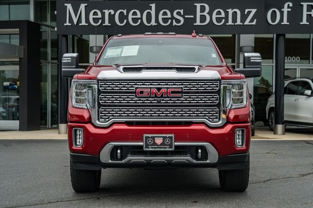 Used 2022 Cayenne Red GMC Denali image 2