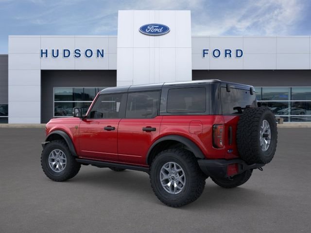 New 2025 Ruby Red Metallic Tinted Clearcoat Ford Badlands® image 4