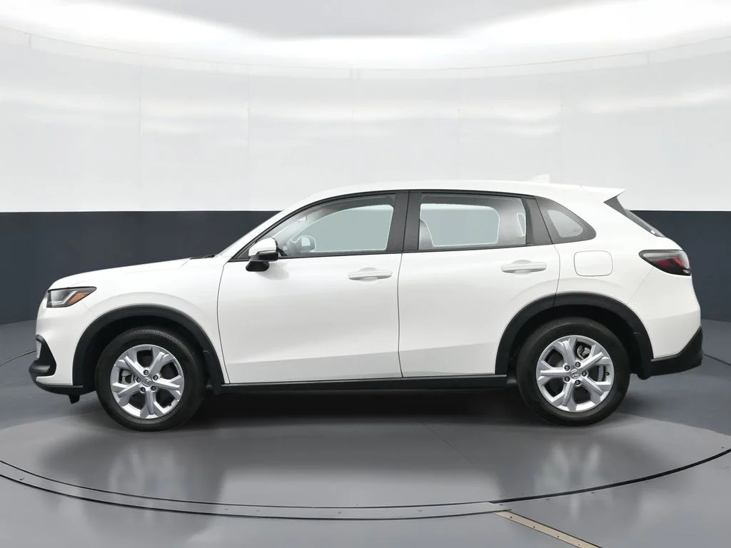 Used 2025 White Honda LX image 5