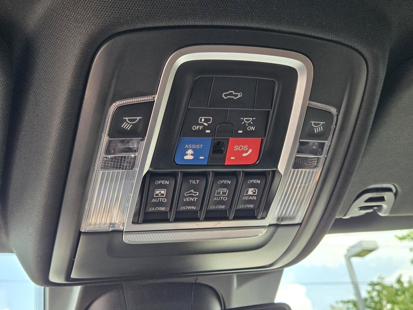 2022 RAM Ram 1500 Pickup Longhorn - Photo 32