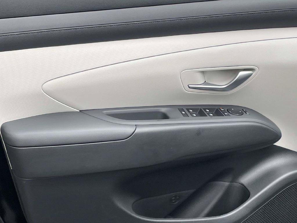 New 2026 Black Hyundai SEL Plus AWD image 14