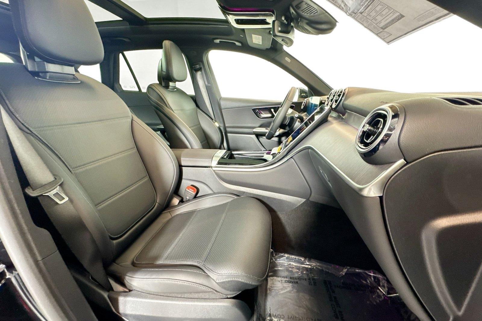 New 2026 Black Mercedes-Benz GLC 300 image 26