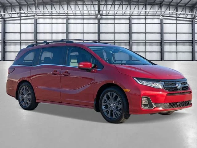 New 2026 Radiant Red Metallic II Honda Touring image 7