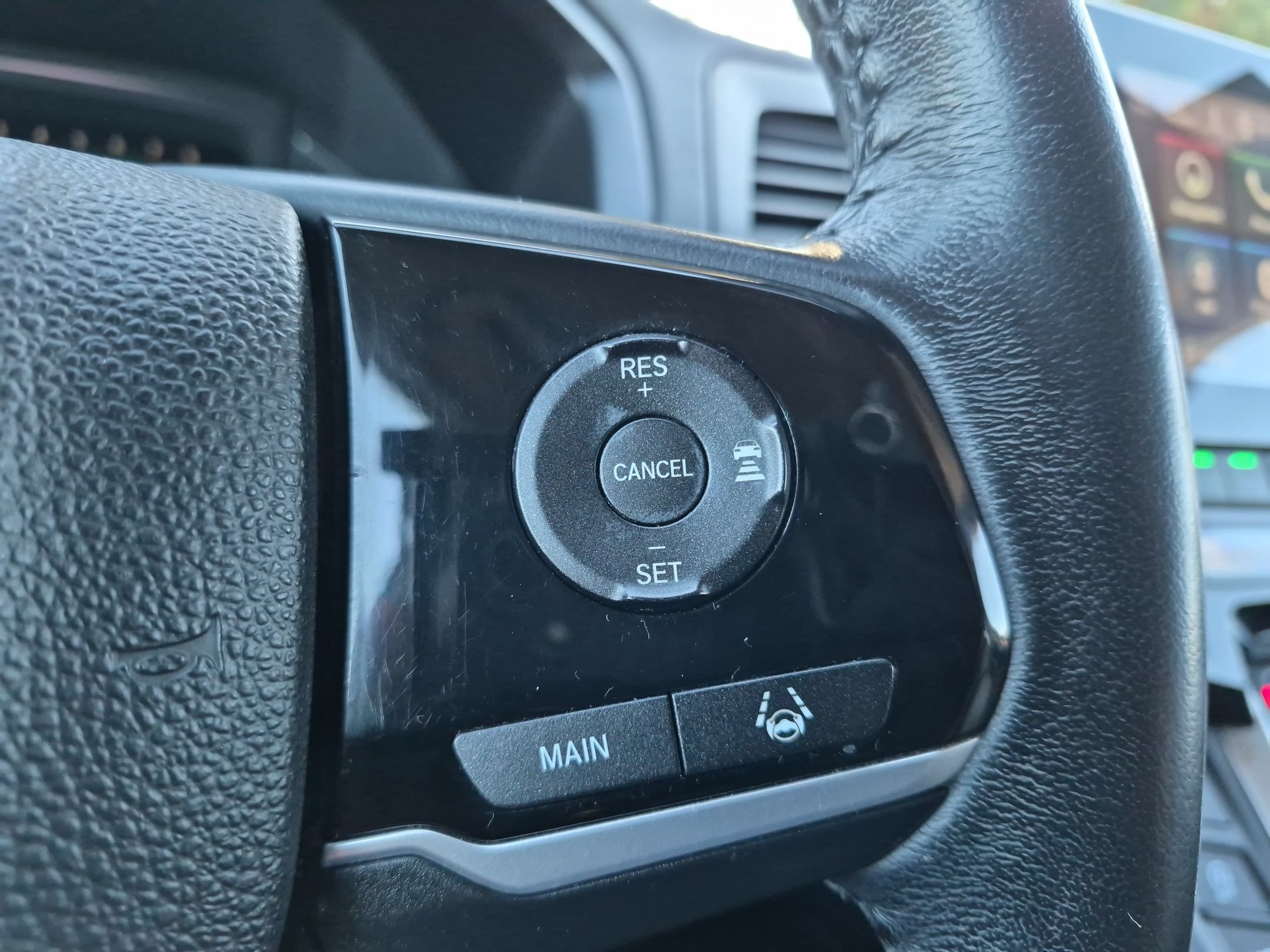 2020 Honda Odyssey EX-L - Photo 16