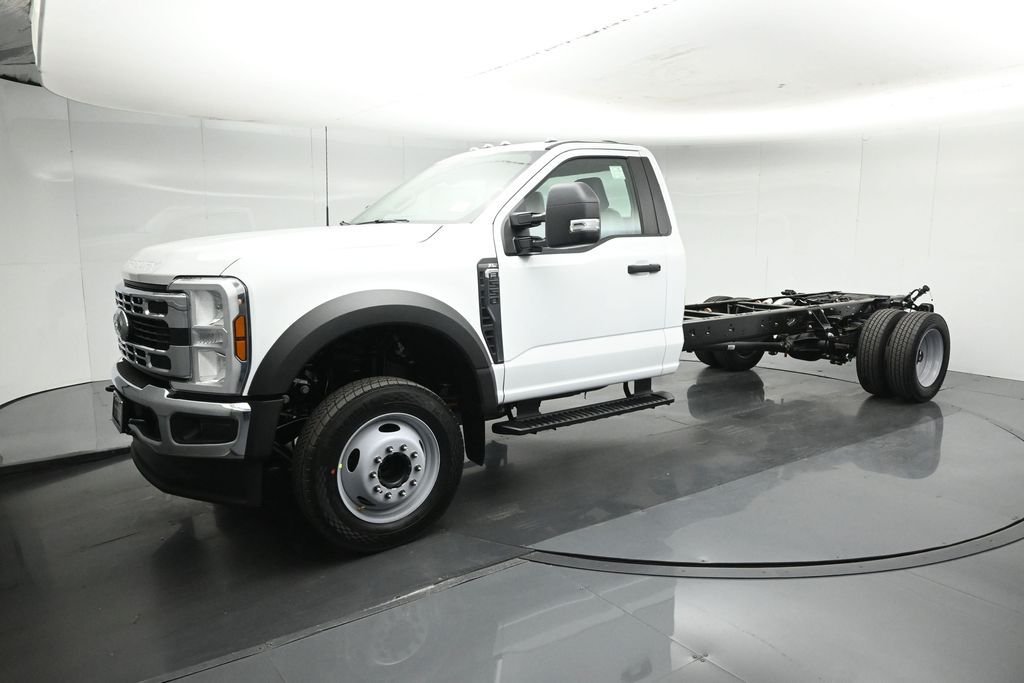 New 2026 Oxford White Ford XL image 4