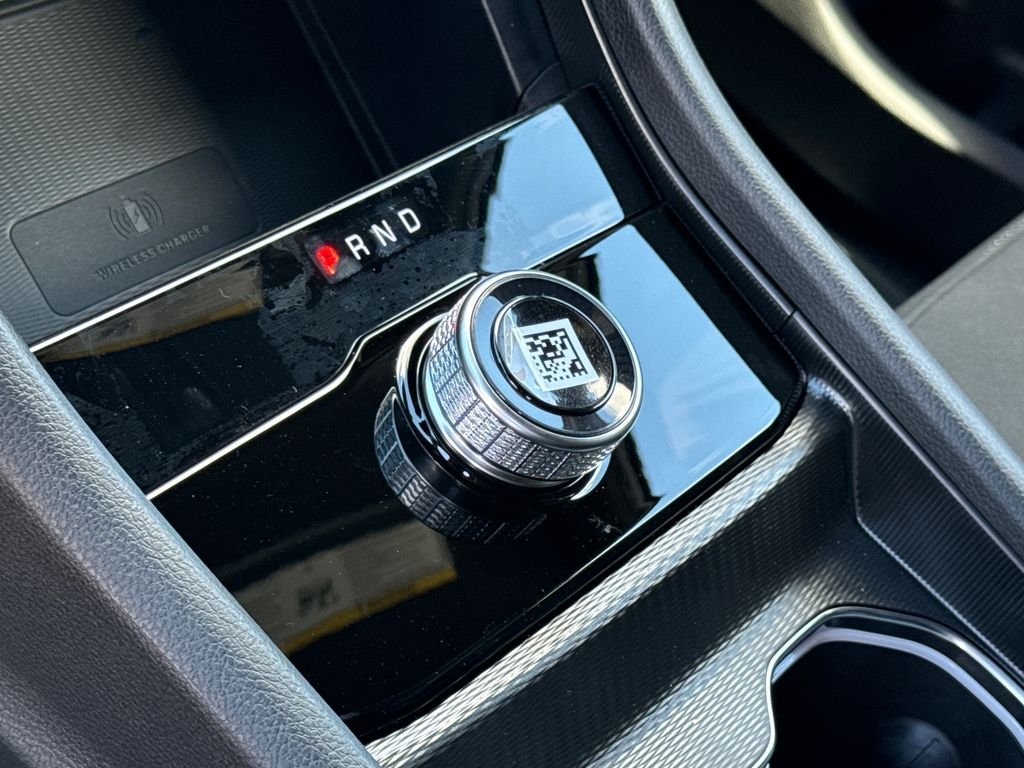 New 2026 Diamond Black Crystal Pearlcoat Jeep Laredo X image 27