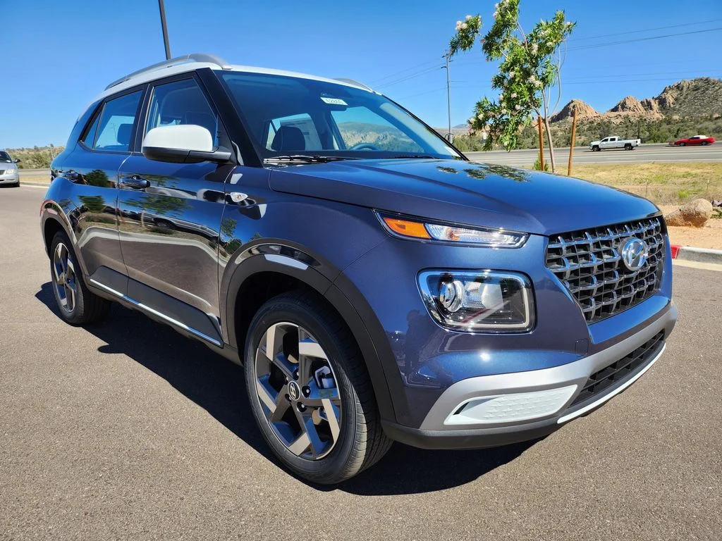 New 2026 White Hyundai SEL image 3